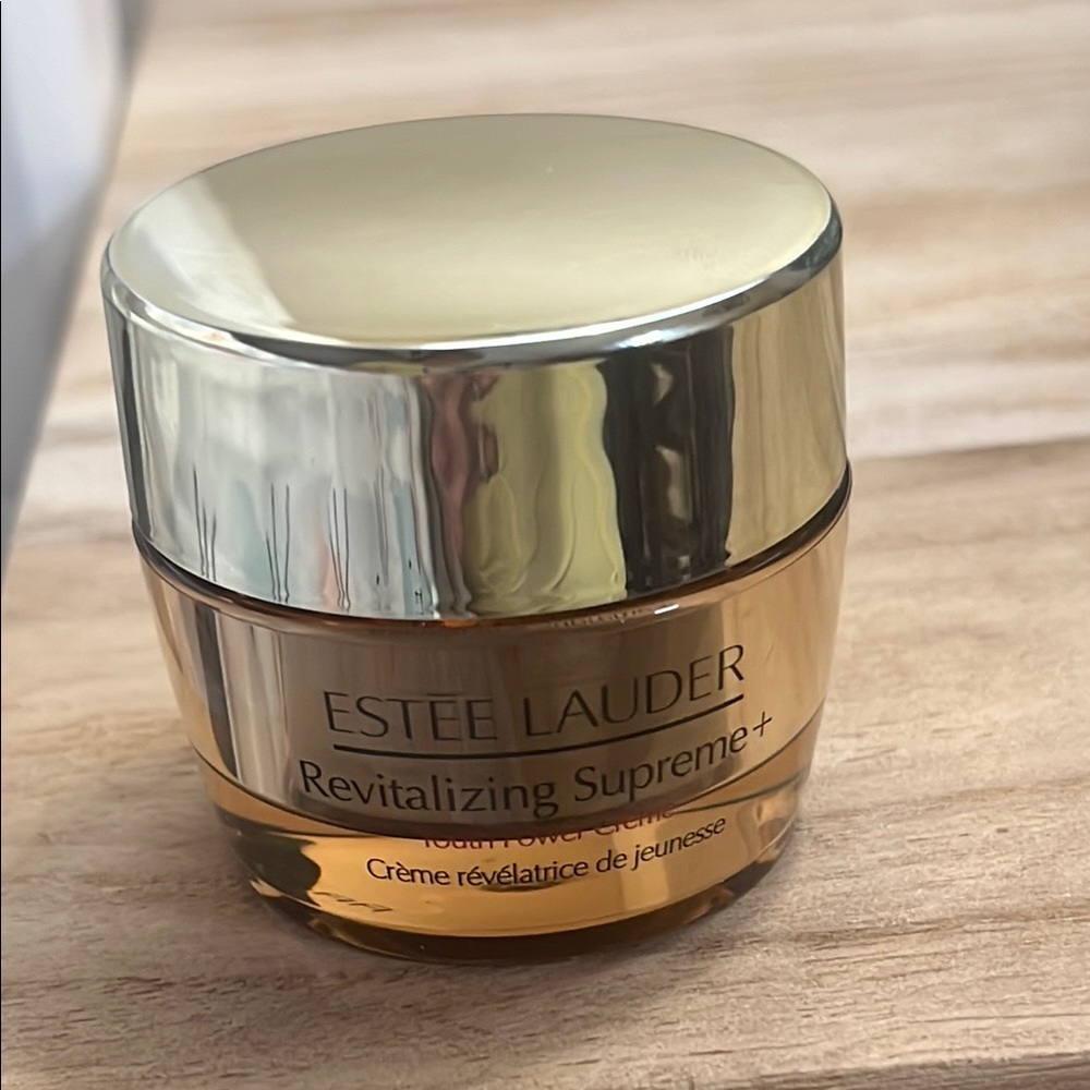 Estée Lauder Revitalizing Supreme Youth Power Creme.5 oz-NEW